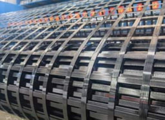 三沙钢塑土工格栅：基建“隐形脊梁”的绿色智造与长寿命进化论